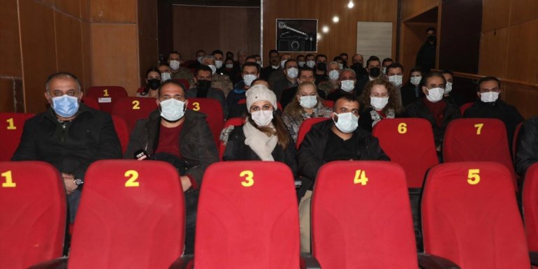 Vali Akbıyık, Kesişme; İyi ki Varsın Eren filmini izledi1