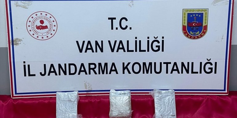 Van'da 2 kilo 100 gram eroin ele geçirildi