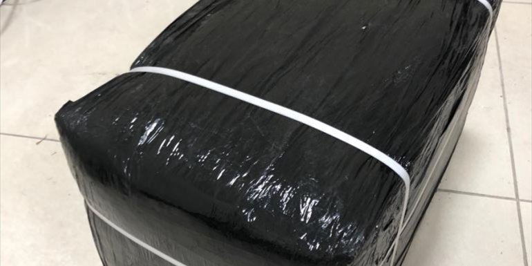 Van'da bir haftada gümrük kaçağı 301 litre alkol ele geçirildi