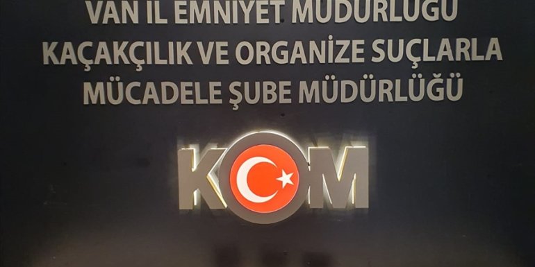 Van'da gümrük kaçağı malzemeler ele geçirildi