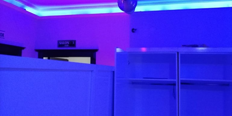 VAN - Fuhuş operasyonunda 4 kişi tutuklandı1