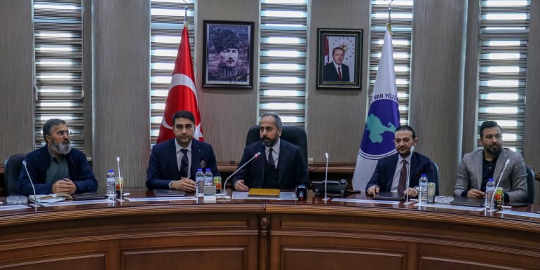 Van YYÜ ile Vanspor arasında iş birliği protokol imzalandı