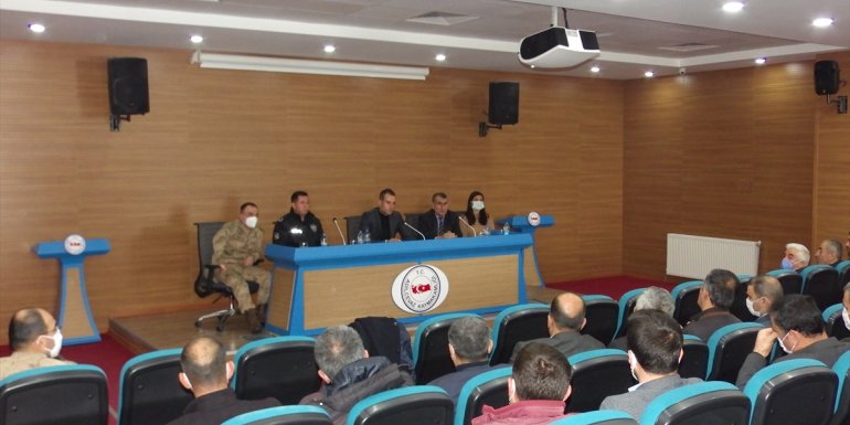 Adilcevaz'da okul güvenliği toplantısı yapıldı