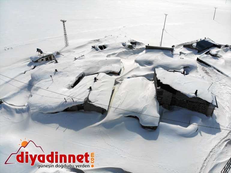 zorlu - kara Evlerin yaşam köylerde Ağrı