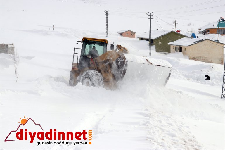 hayat ekipler umut yolunu AĞRI - kurtarma oluyor açan Sağlıkçıların hastalara 2