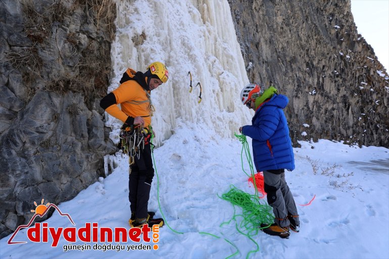 (2) Fındık, Ünlü sporcularla sarkıtlarına buz AĞRI dağcı Kanyonu