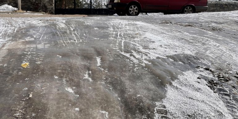 ARDAHAN - Soğuk hava etkili oluyor1