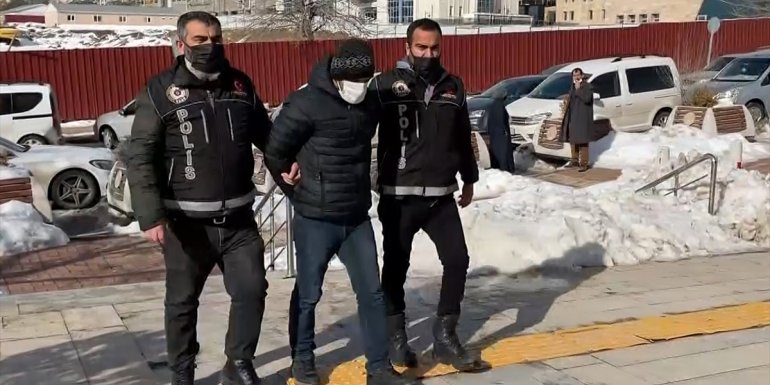 Elazığ'da valizinde 8 kilo 150 gram uyuşturucu bulunan yolcu tutuklandı