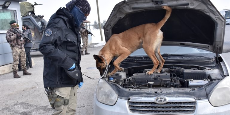 Erzurum polisi, uyuşturucuyla mücadeleye geçit vermiyor