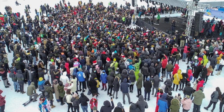 Hakkari'de düzenlenen "4. Kar Festivali" sona erdi
