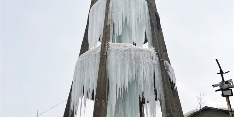 Doğu'daki 4 ilde 466 yerleşim birimine ulaşım sağlanamıyor