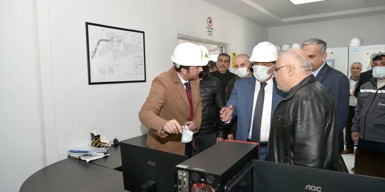 Malatya'da içme suyu hattına kurulan HES'te deneme üretimine başlandı