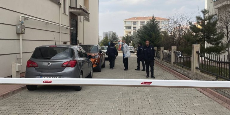 Malatya'da emekli polis memuru diş kliniğinde hayatını kaybetti