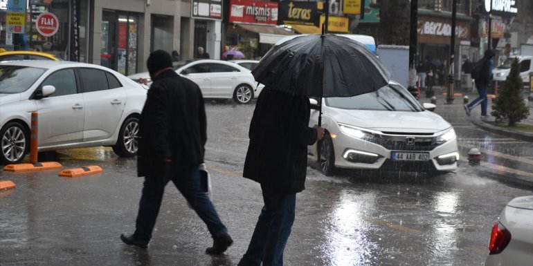 Malatya'da sağanak etkili oldu