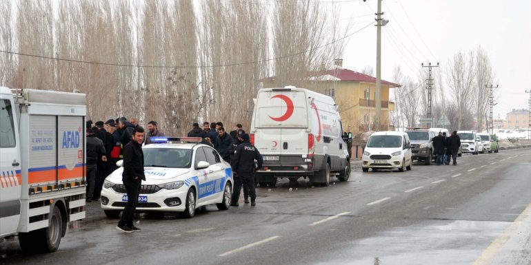 Muş'ta Karasu Nehri'ne düşen lise öğrencisini arama çalışmalarına yeniden ara verildi
