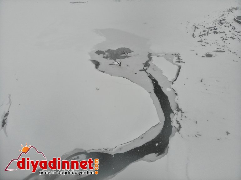 Sular altında kalan cami havadan görüntülendi4