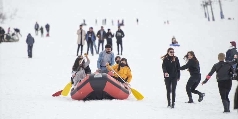 Tunceli'de 'Ovacık Kar Festivali' düzenlendi