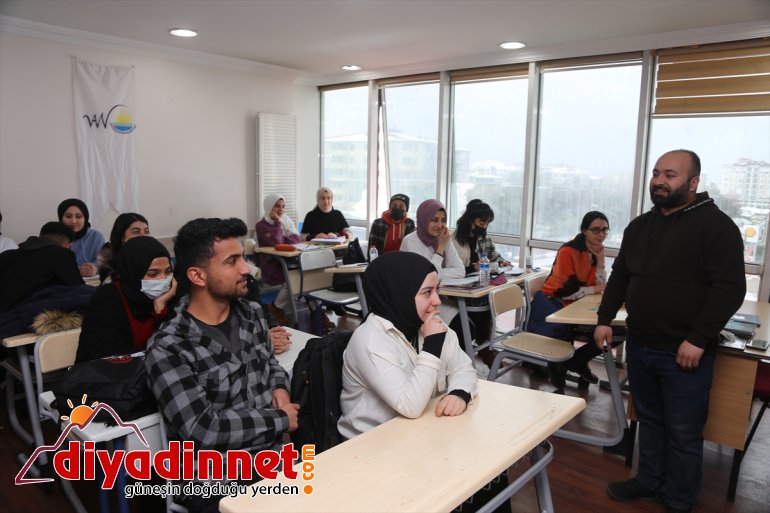 Vanlı gençlerin üniversite hayali belediyenin kursuyla gerçeğe dönüşüyor