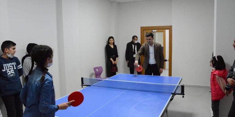 Yedisu Kaymakamı Kaya, öğrencilerle bir araya geldi