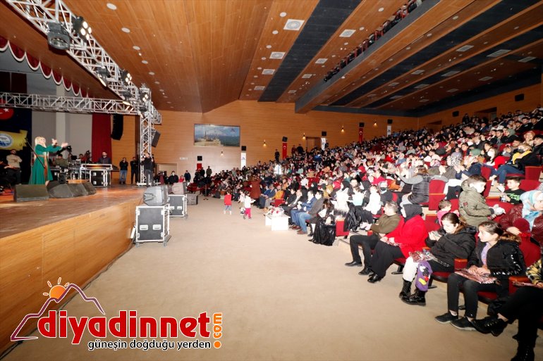 konserle kadınlar Ağrı