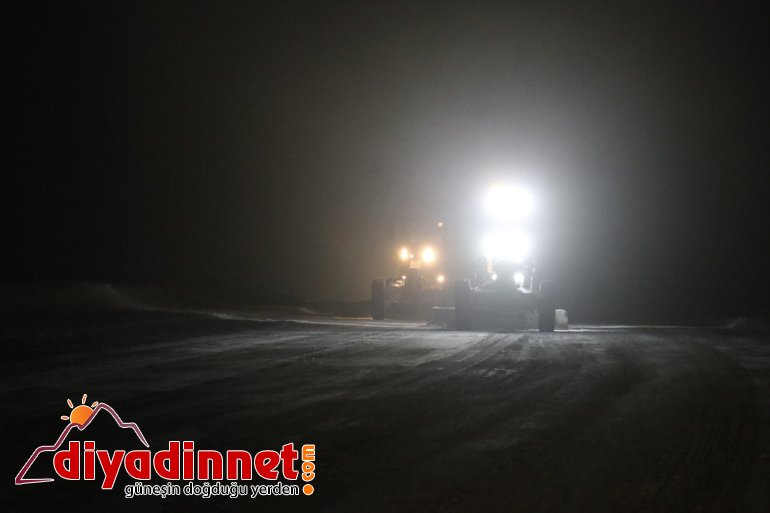 Ağrı-Erzurum kapatıldı tipi yolu geçişine nedeniyle kar kara ve tır yoğun 2