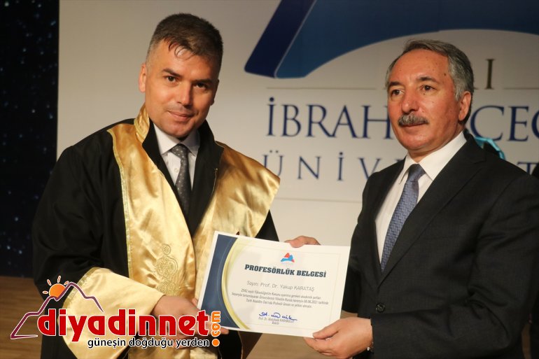 - yeni Üniversitesinin Çeçen ve doçentleri İbrahim giydi AĞRI profesör cübbelerini 5