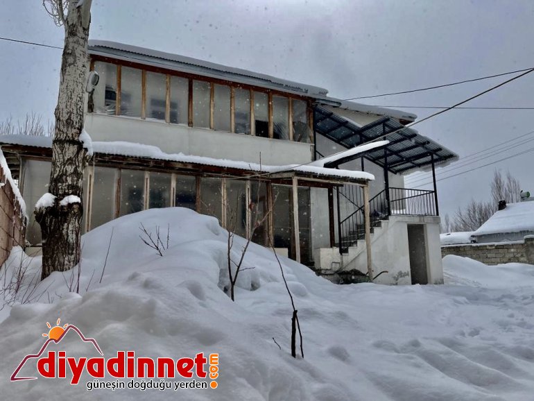 Ağrı ilkbaharda yeniden beyaza büründü1