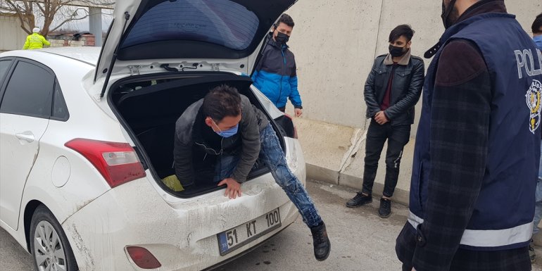 Erzincan'da 5 düzensiz göçmen yakalandı