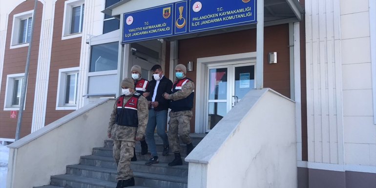 Erzurum'da evden 200 bin liralık ziynet eşyası çaldığı öne sürülen zanlı yakalandı