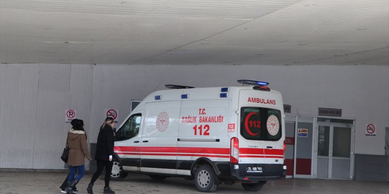 Erzurum'da gıda zehirlenmesi şüphesiyle 54 kişi hastaneye başvurdu