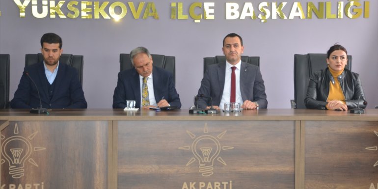 Hakkari'de AK Parti binasına yapılan taşlı saldırıya tepki