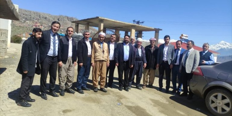 Hakkari Müftüsü Fakirullahoğlu Derecik ilçesinde ziyaretlerde bulundu