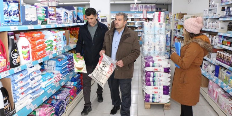 Hizan'da stokçuluk ve ürün fiyat denetimi yapıldı