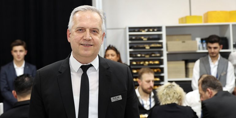 8 ayar altına ilgi günden güne artıyor