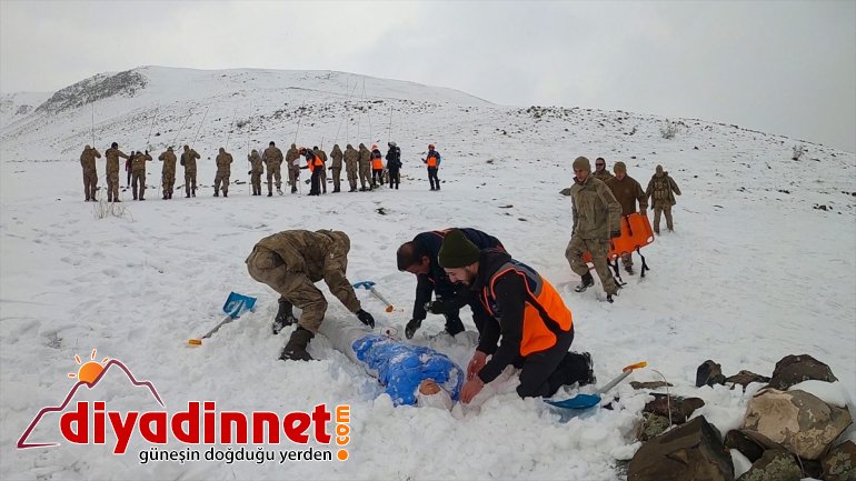 çığda Ağrı Dağı verildi arama Komandolara eteklerinde kurtarma eğitimi 12