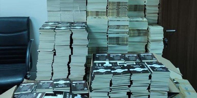 Malatya'da bandrolsüz 4 bin 632 kitap ele geçirildi