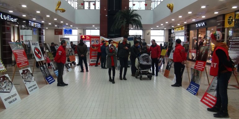 Tatvan'da deprem standı kuruldu