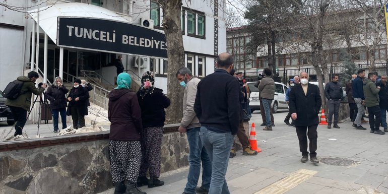 Tunceli'de vatandaşlardan Sütlüce köyünde katı atık depolama tesisi yapılmasına tepki