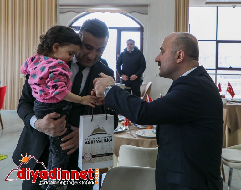 Vali Varol, şehit aileleri ve gaziler onuruna yemek verdi6