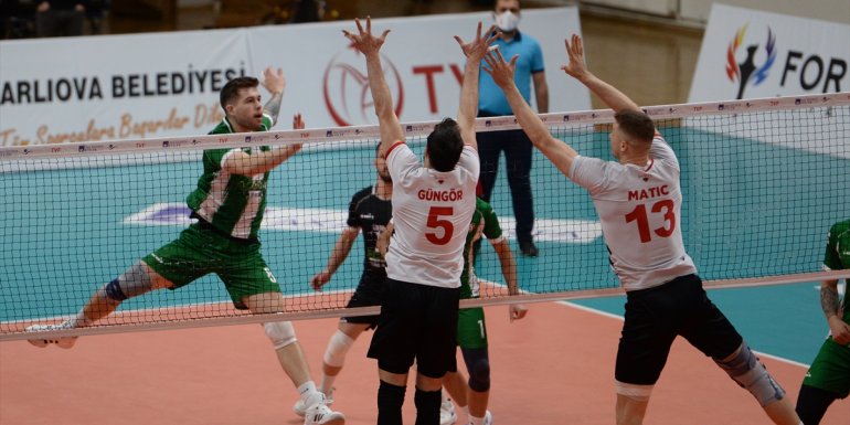 Voleybol: AXA Sigorta Efeler Ligi