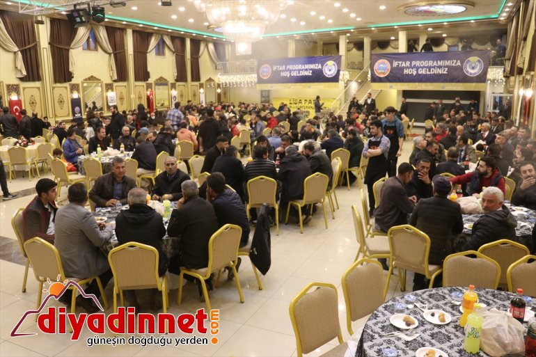 yaptı iftar Ağrı çalışanlarıyla Sayan Başkanı Belediye Savcı 2