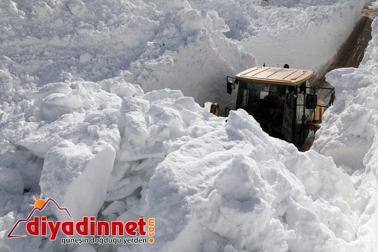 metrelerce ekiplerin mücadelesi Ağrı
