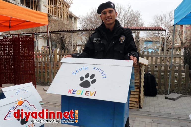 Ağrı'da görevli polis atık malzemeleri sahipsiz hayvanlar için yuvaya dönüştürdü