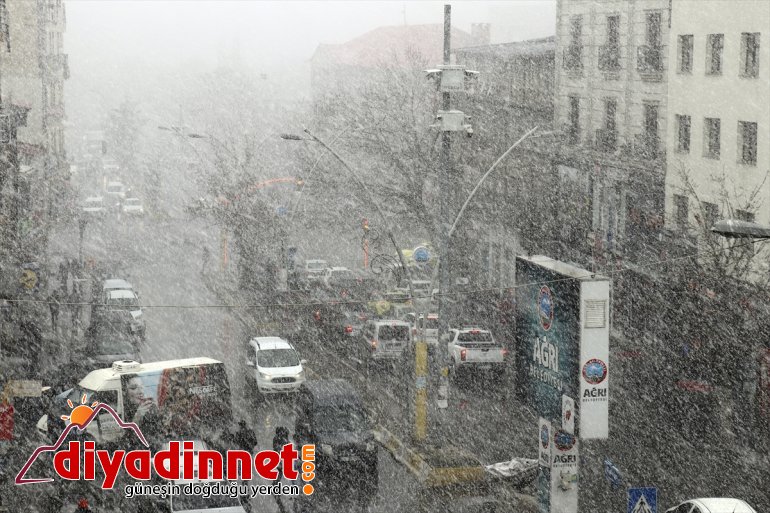 karıyla beyaza nisan Ağrı büründü 7