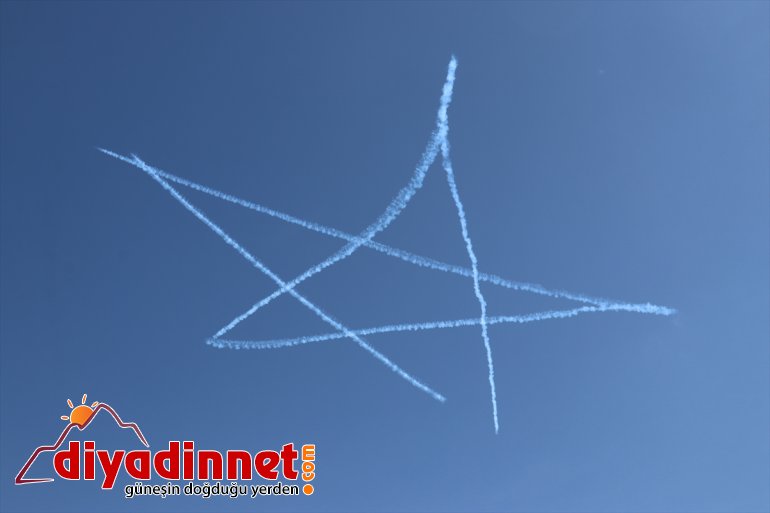 - Türk ay gösterisi semalarındaki AĞRI nefes yıldızlı kesti Ağrı Yıldızları