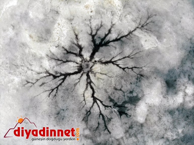 henüz kaplı buzla yüzeyi çözülmedi Barajı