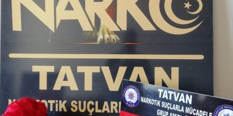 Bitlis'te 1,5 kilogram sentetik uyuşturucu ele geçirildi