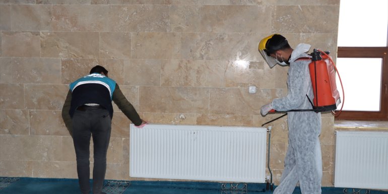 Çaldıran'da camilerde ramazan hazırlığı