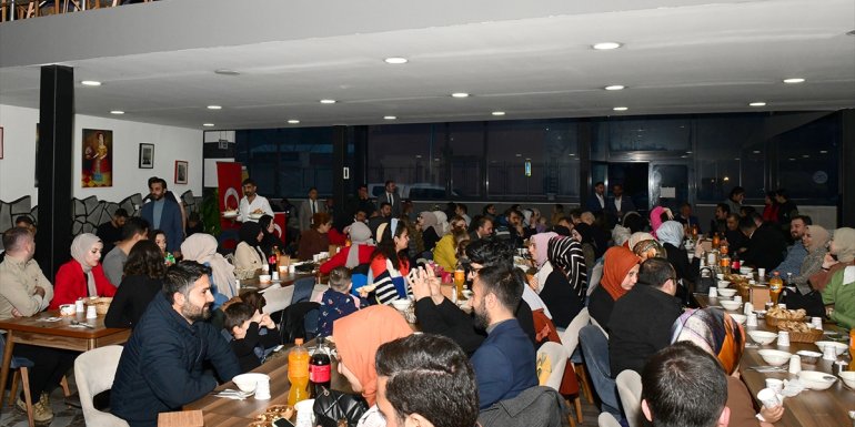 Çatak Kaymakamı Akbulut, öğretmen ve kurum amirleriyle bir araya geldi