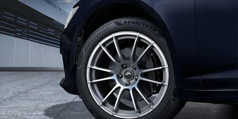 Goodyear Eagle F1 Asymmetric 6'ya Auto Motor und Sport dergisinden "olağanüstü" yorumu
